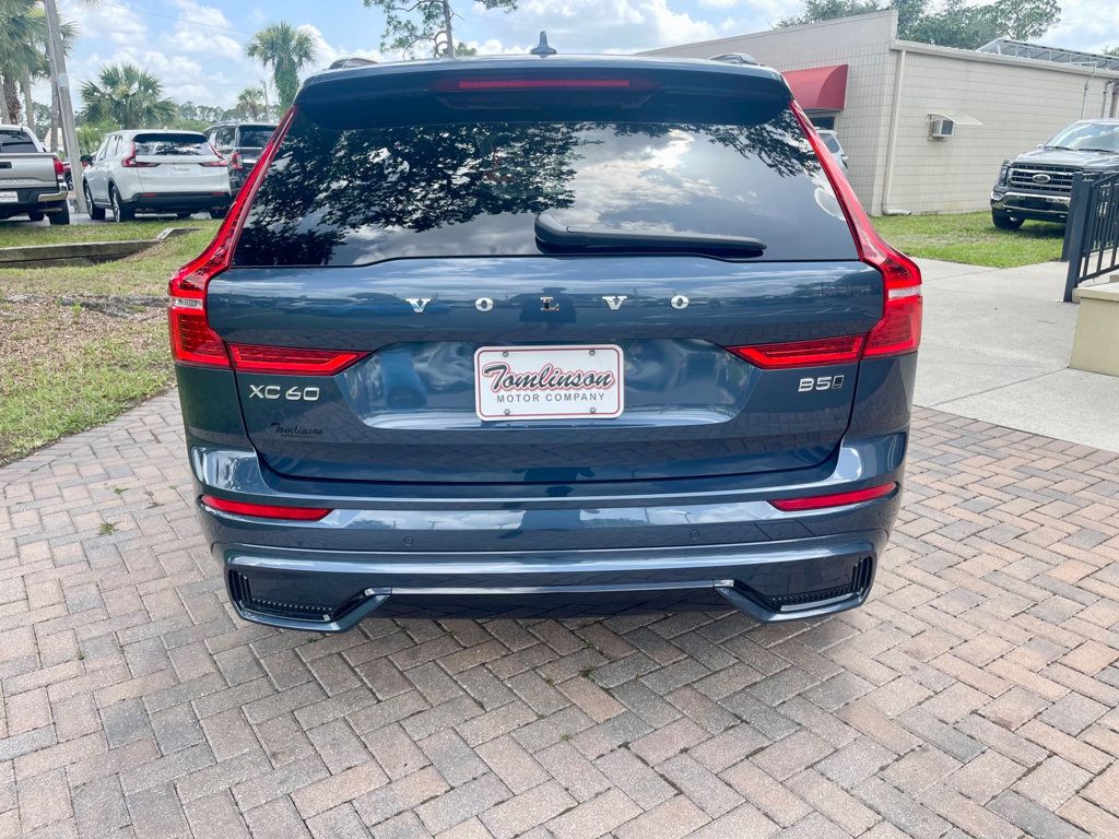 2024 Volvo XC60 B5 Plus photo 4