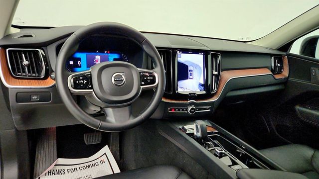 2024 Volvo XC60 B5 AWD Plus Dark Theme - 23066369 - 11