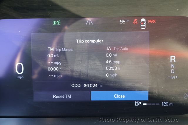 2024 Volvo XC60 B5 AWD Plus Dark Theme - 23092032 - 21
