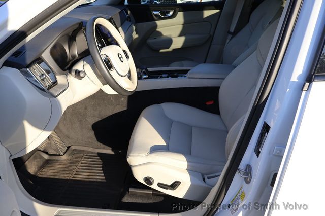 2024 Volvo XC60 B5 AWD Plus Dark Theme - 23092032 - 7