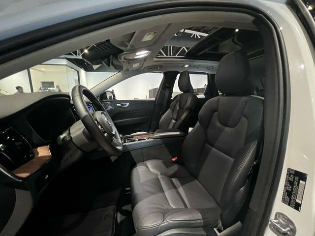 2024 Volvo XC60 B5/AWD/Plus/DarkTheme/ClimatePkg/HarmonKardonSound/AdapCruise - 23050685 - 11