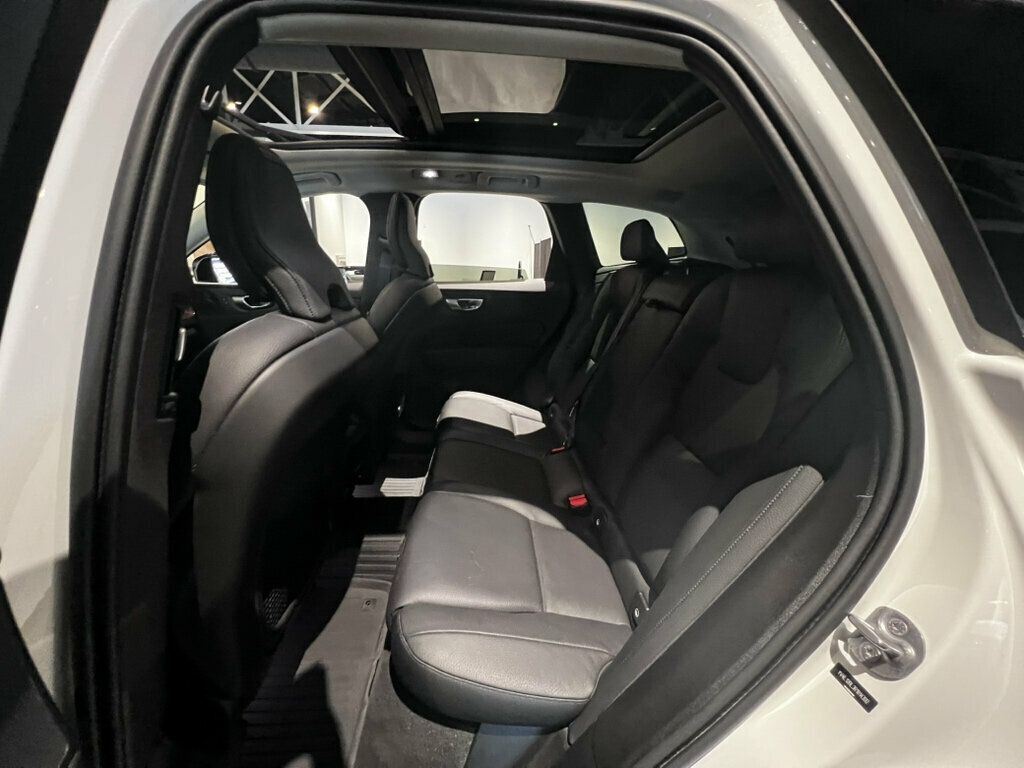 2024 Volvo XC60 B5/AWD/Plus/DarkTheme/ClimatePkg/HarmonKardonSound/AdapCruise - 23050685 - 19