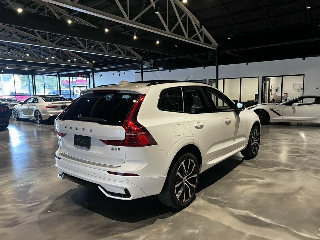 2024 Volvo XC60 B5/AWD/Plus/DarkTheme/ClimatePkg/HarmonKardonSound/AdapCruise - 23050685 - 4