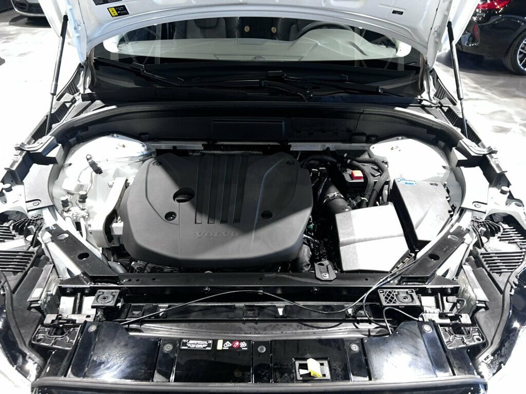 2024 Volvo XC60 B5/AWD/Plus/DarkTheme/ClimatePkg/HarmonKardonSound/AdapCruise - 23050685 - 8