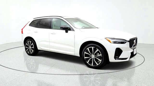 2024 Volvo XC60 B5 AWD Plus Dark Theme w/ Climate Pkg & 20'' Diamond Cut Wheels - 23091674 - 2