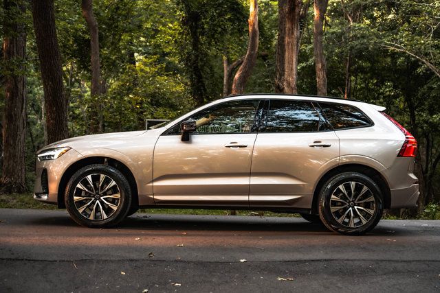 2024 Volvo XC60 MSRP$48465/B5/BlindSpotMonitor/LaneKeepAssist/HeatedSeats/NAV - 23051019 - 11