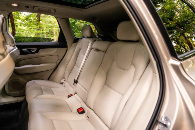2024 Volvo XC60 MSRP$48465/B5/BlindSpotMonitor/LaneKeepAssist/HeatedSeats/NAV - 23051019 - 22