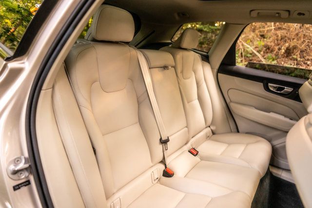 2024 Volvo XC60 MSRP$48465/B5/BlindSpotMonitor/LaneKeepAssist/HeatedSeats/NAV - 23051019 - 24