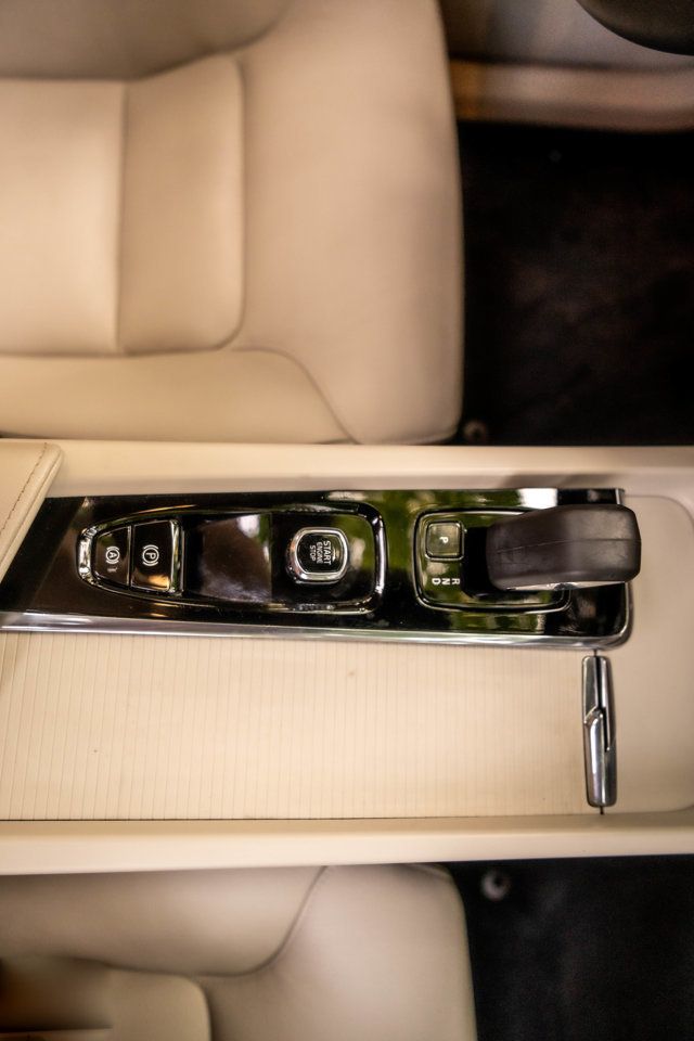 2024 Volvo XC60 MSRP$48465/B5/BlindSpotMonitor/LaneKeepAssist/HeatedSeats/NAV - 23051019 - 31