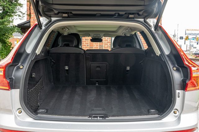 2024 Volvo XC60 MSRP$54655/B5-Plus-DarkTheme/ClimatePkg/AdaptiveCruiseControl - 23042734 - 54