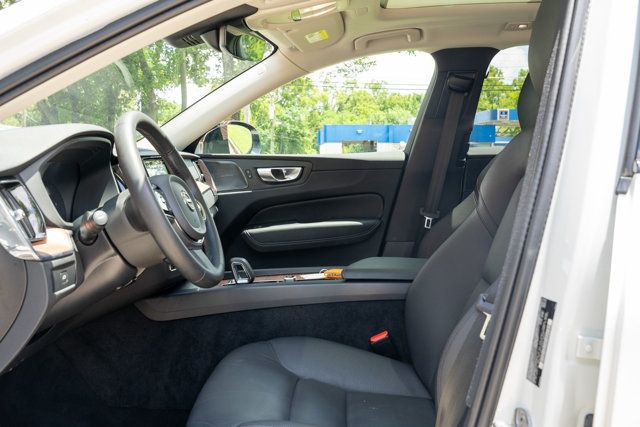 2024 Volvo XC60 MSRP$55840/B5-Plus-DarkTheme/ClimatePkg/350SurroundViewCam - 23050212 - 17