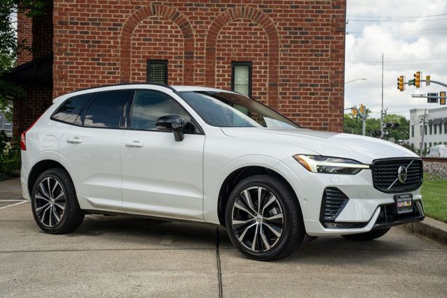 2024 Volvo XC60 MSRP$55840/B5-Plus-DarkTheme/ClimatePkg/350SurroundViewCam - 23050212 - 2