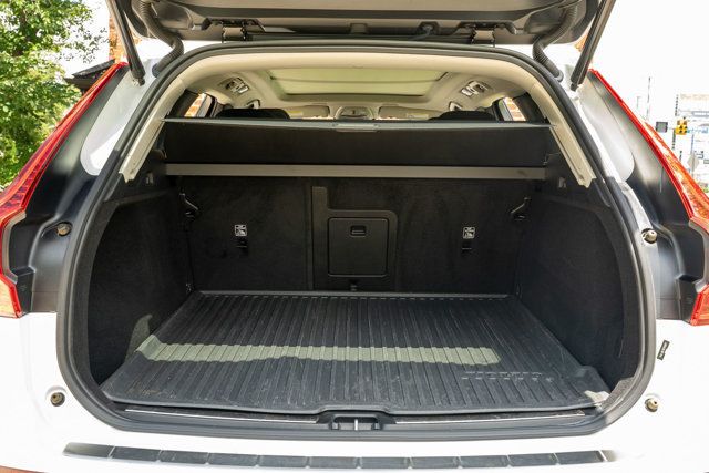 2024 Volvo XC60 MSRP$55840/B5-Plus-DarkTheme/ClimatePkg/350SurroundViewCam - 23050212 - 52