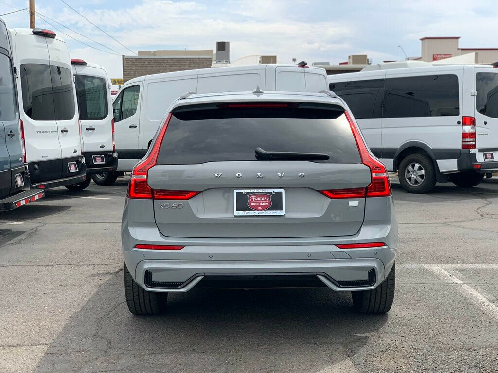 2024 Volvo XC60 Recharge Plug-In Hybrid T8 eAWD PHEV Core Dark Theme Hybrid - 23009811 - 12