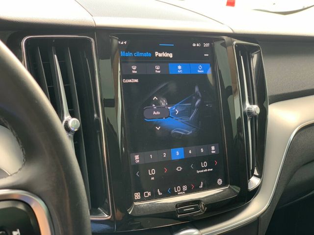 2024 Volvo XC60 Recharge Plug-In Hybrid T8 eAWD PHEV Core Dark Theme Hybrid - 23009811 - 51