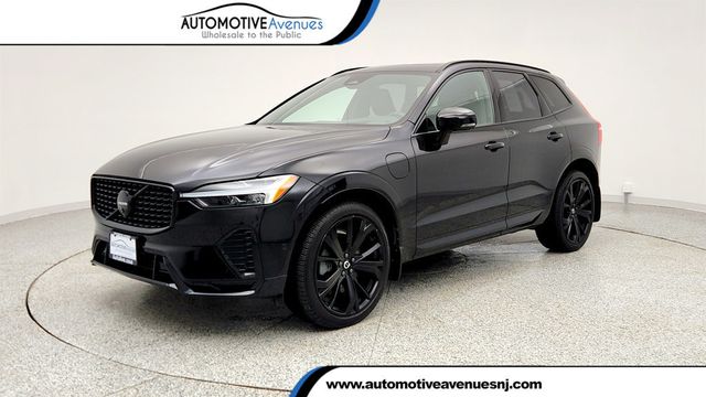2024 Volvo XC60 Recharge Plug-In Hybrid T8 eAWD PHEV Ultimate Black Edition w/ Climate Package - 22991813 - 0