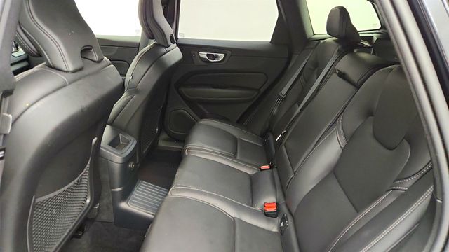 2024 Volvo XC60 Recharge Plug-In Hybrid T8 eAWD PHEV Ultimate Black Edition w/ Climate Package - 22991813 - 20