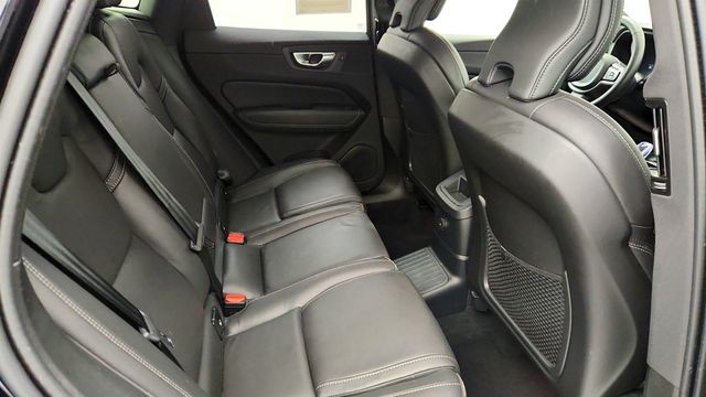 2024 Volvo XC60 Recharge Plug-In Hybrid T8 eAWD PHEV Ultimate Black Edition w/ Climate Package - 22991813 - 22