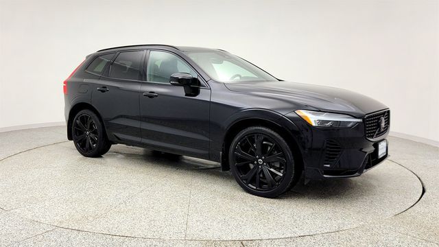 2024 Volvo XC60 Recharge Plug-In Hybrid T8 eAWD PHEV Ultimate Black Edition w/ Climate Package - 22991813 - 2