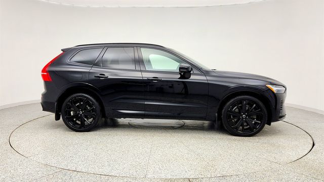 2024 Volvo XC60 Recharge Plug-In Hybrid T8 eAWD PHEV Ultimate Black Edition w/ Climate Package - 22991813 - 3