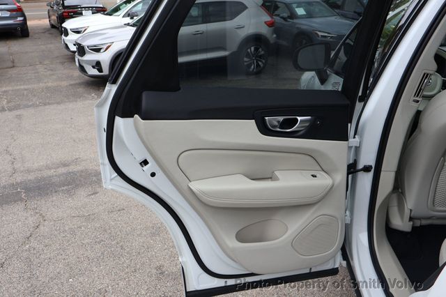 2024 Volvo XC60 Recharge Plug-In Hybrid T8 eAWD PHEV Ultimate Dark Theme - 23102660 - 13