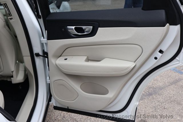 2024 Volvo XC60 Recharge Plug-In Hybrid T8 eAWD PHEV Ultimate Dark Theme - 23102660 - 16