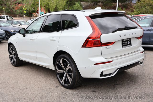 2024 Volvo XC60 Recharge Plug-In Hybrid T8 eAWD PHEV Ultimate Dark Theme - 23102660 - 2
