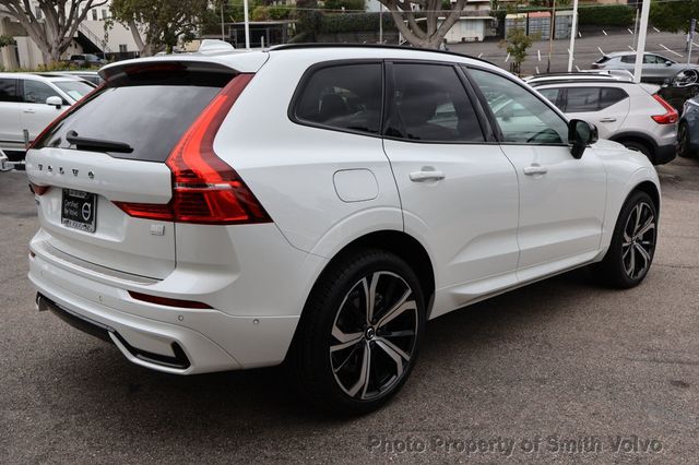 2024 Volvo XC60 Recharge Plug-In Hybrid T8 eAWD PHEV Ultimate Dark Theme - 23102660 - 4