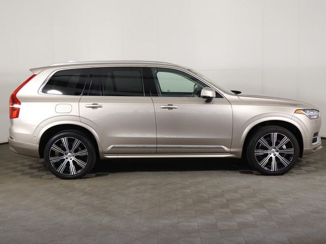 2024 Volvo XC90 B5 AWD Plus Bright Theme 7P - 23051872 - 22