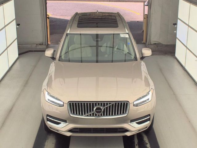 2024 Volvo XC90 B5 AWD Plus Bright Theme 7P - 23051872 - 2