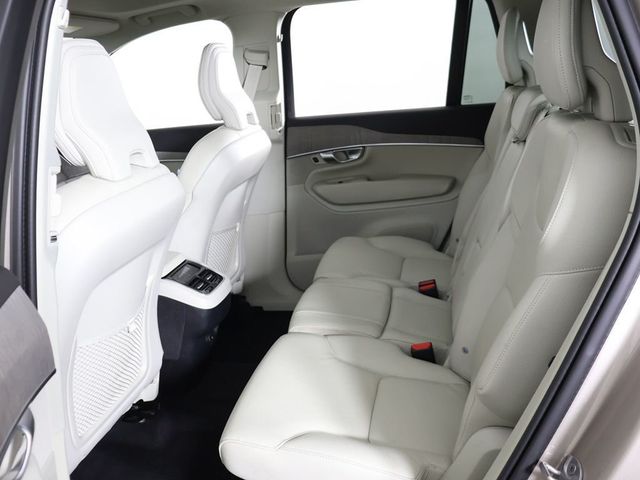 2024 Volvo XC90 B5 AWD Plus Bright Theme 7P - 23051872 - 40