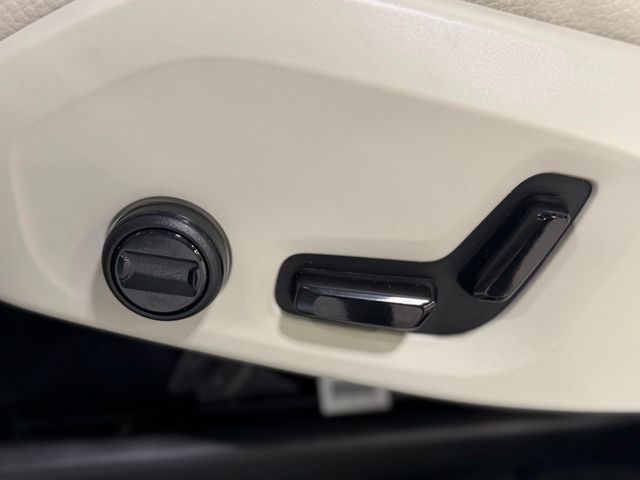 2024 Volvo XC90 B5 AWD Plus Bright Theme 7P - 23043982 - 18