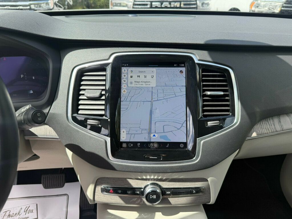 2024 Volvo XC90 B5 AWD Plus photo 4