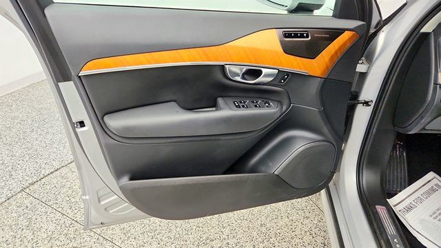 2024 Volvo XC90 B6 AWD Plus Bright Theme 6P w/ harman/kardon Audio & 21'' Wheels - 23033243 - 10