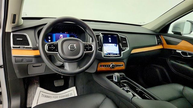 2024 Volvo XC90 B6 AWD Plus Bright Theme 6P w/ harman/kardon Audio & 21'' Wheels - 23033243 - 12
