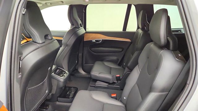 2024 Volvo XC90 B6 AWD Plus Bright Theme 6P w/ harman/kardon Audio & 21'' Wheels - 23033243 - 21