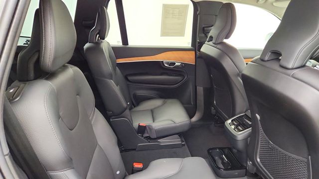 2024 Volvo XC90 B6 AWD Plus Bright Theme 6P w/ harman/kardon Audio & 21'' Wheels - 23033243 - 23