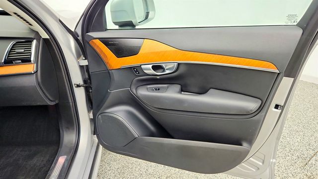 2024 Volvo XC90 B6 AWD Plus Bright Theme 6P w/ harman/kardon Audio & 21'' Wheels - 23033243 - 26