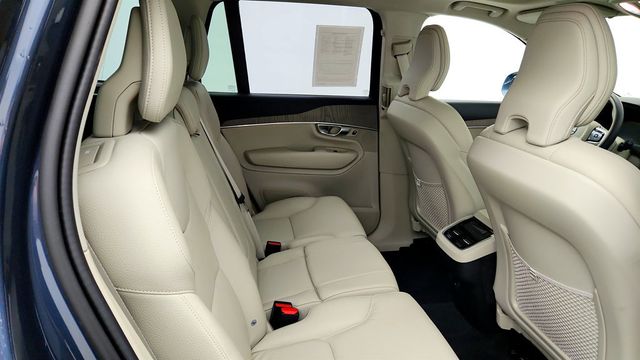 2024 Volvo XC90 B6 AWD Plus Bright Theme 7P - 23035323 - 22