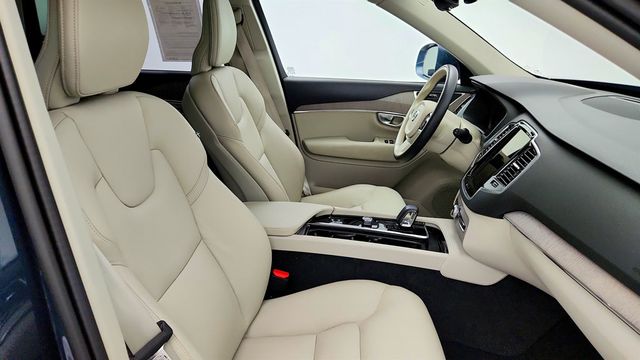2024 Volvo XC90 B6 AWD Plus Bright Theme 7P - 23035323 - 23