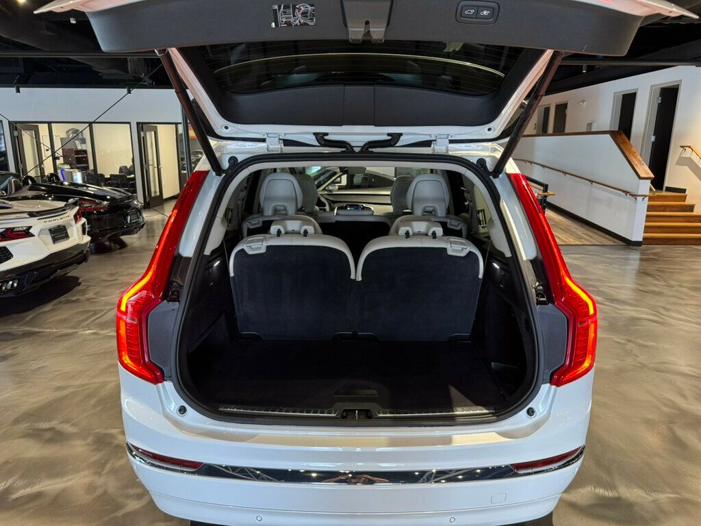 2024 Volvo XC90 Plus photo 4