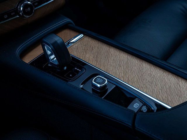 2024 Volvo XC90 B6 Plus Bright Theme - 23076894 - 23