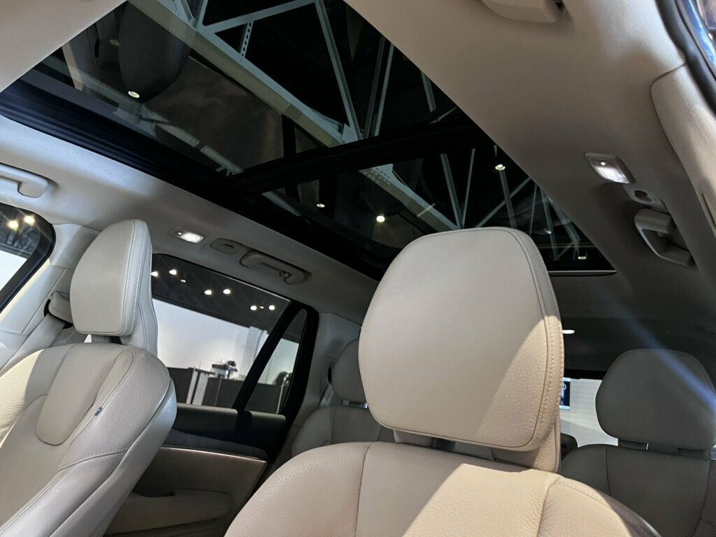 2024 Volvo XC90 LocalTrade/7Pass/HarmanKardon/HeatedSeats/21"Wheels/PilotAssist - 23081913 - 11