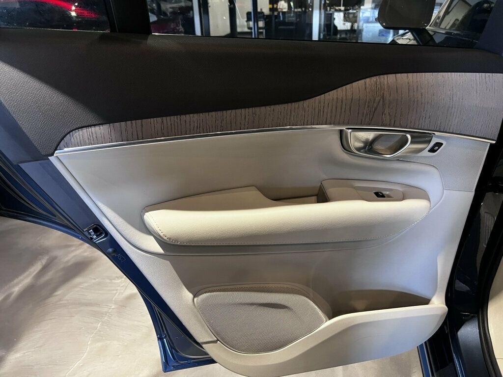 2024 Volvo XC90 LocalTrade/7Pass/HarmanKardon/HeatedSeats/21"Wheels/PilotAssist - 23081913 - 13