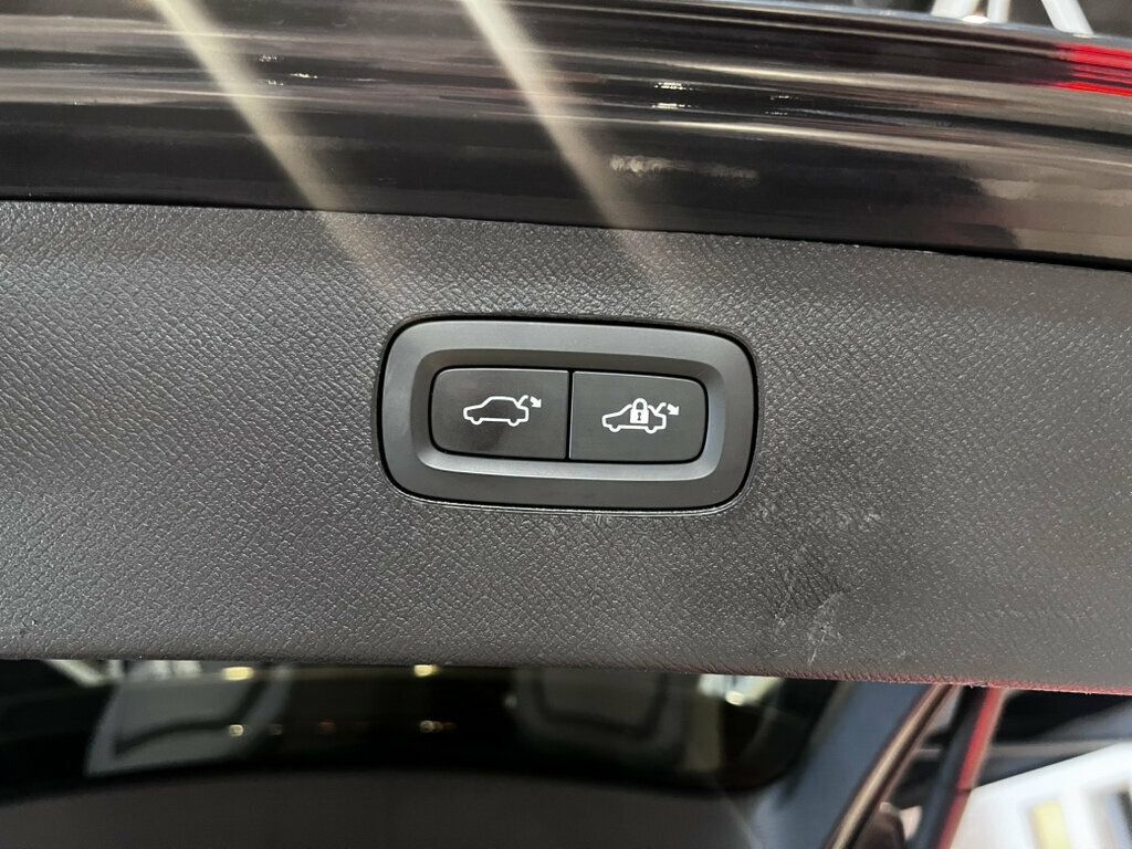 2024 Volvo XC90 LocalTrade/7Pass/HarmanKardon/HeatedSeats/21"Wheels/PilotAssist - 23081913 - 18