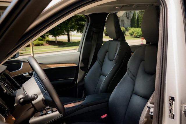 2024 Volvo XC90 MSRP$65430/B6/Plus/7-Passenger/HeatedFront&RearSeats/PanoRoof - 23051012 - 20