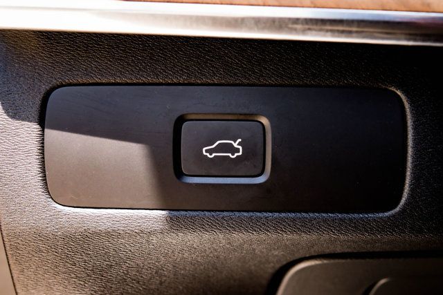 2024 Volvo XC90 MSRP$65430/B6/Plus/7-Passenger/HeatedFront&RearSeats/PanoRoof - 23051012 - 29