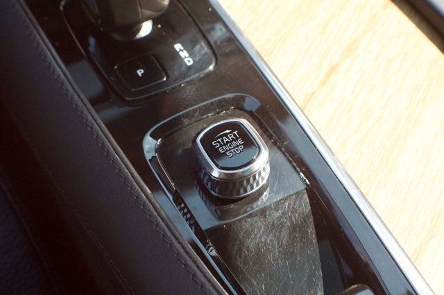 2024 Volvo XC90 MSRP$66315/B6/BrightTheme/2ndRowCaptains/BlindSpotMonitor/NAV - 22984033 - 28