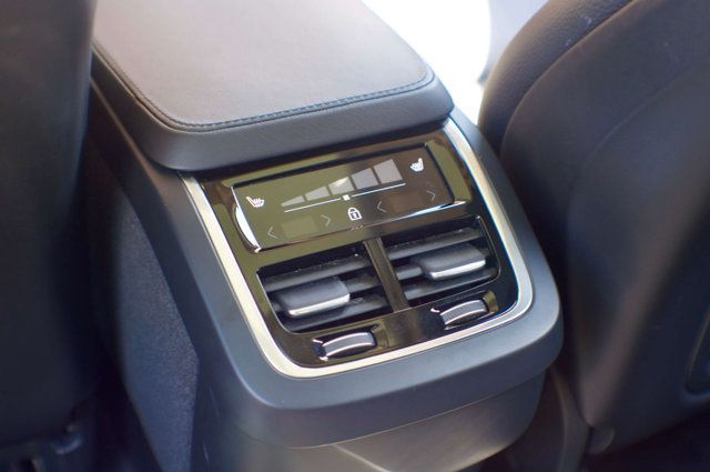 2024 Volvo XC90 MSRP$66315/B6/BrightTheme/2ndRowCaptains/BlindSpotMonitor/NAV - 22984033 - 47