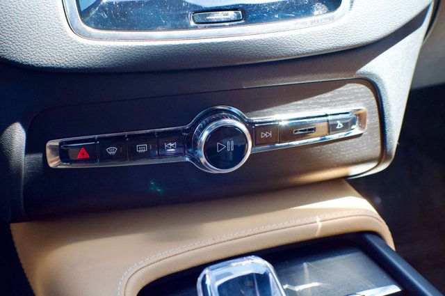 2024 Volvo XC90 MSRP$70755/Ultimate/HeadsUpDisplay/HarmanKardonPremiumAudio - 23017820 - 28